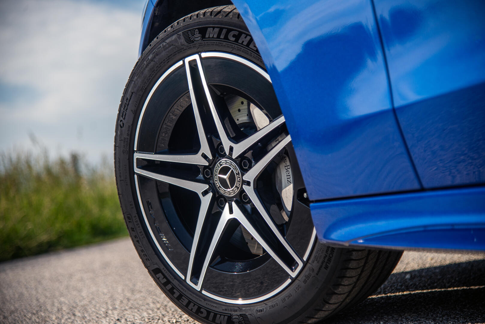 2026 Mercedes-Benz C 300 de 4MATIC T-Modell test drive review fahrbericht Sodalithblau