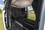 Der neue Mercedes-Benz Marco Polo gefertigt im Mercedes-Benz Werk in Ludwigsfelde – Sodalithblau metallic, MBUX Multimediasystem, Widescreen Cockpit, Polster Leder Lugano schwarz, Camper-Umfänge u.a. Markise, Kleiderschrank, Küchenzeile mit Klapptisch, Drehbare Fahrer- und Beifahrersitze, Sitzliegebank, Aufstelldach mit Dachbett, MBAC Camper-Bedieneinheit