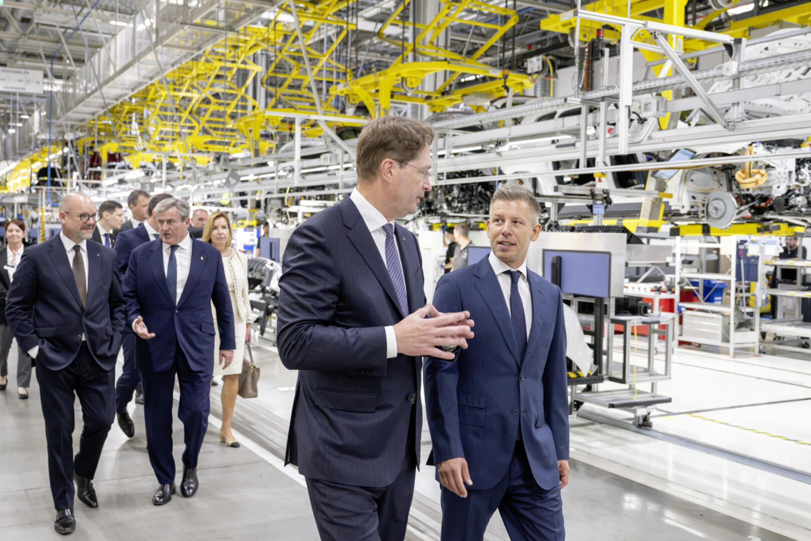 Mercedes-Benz Werk Kecskemét Eröffnung Erweiterung C-Klasse elektrisch 2026 GLC GLB