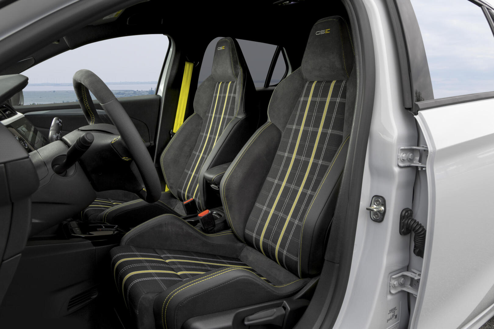 2026 2027 Opel Corsa GSE electric elektrisch BEV sport test drive review fahrbericht