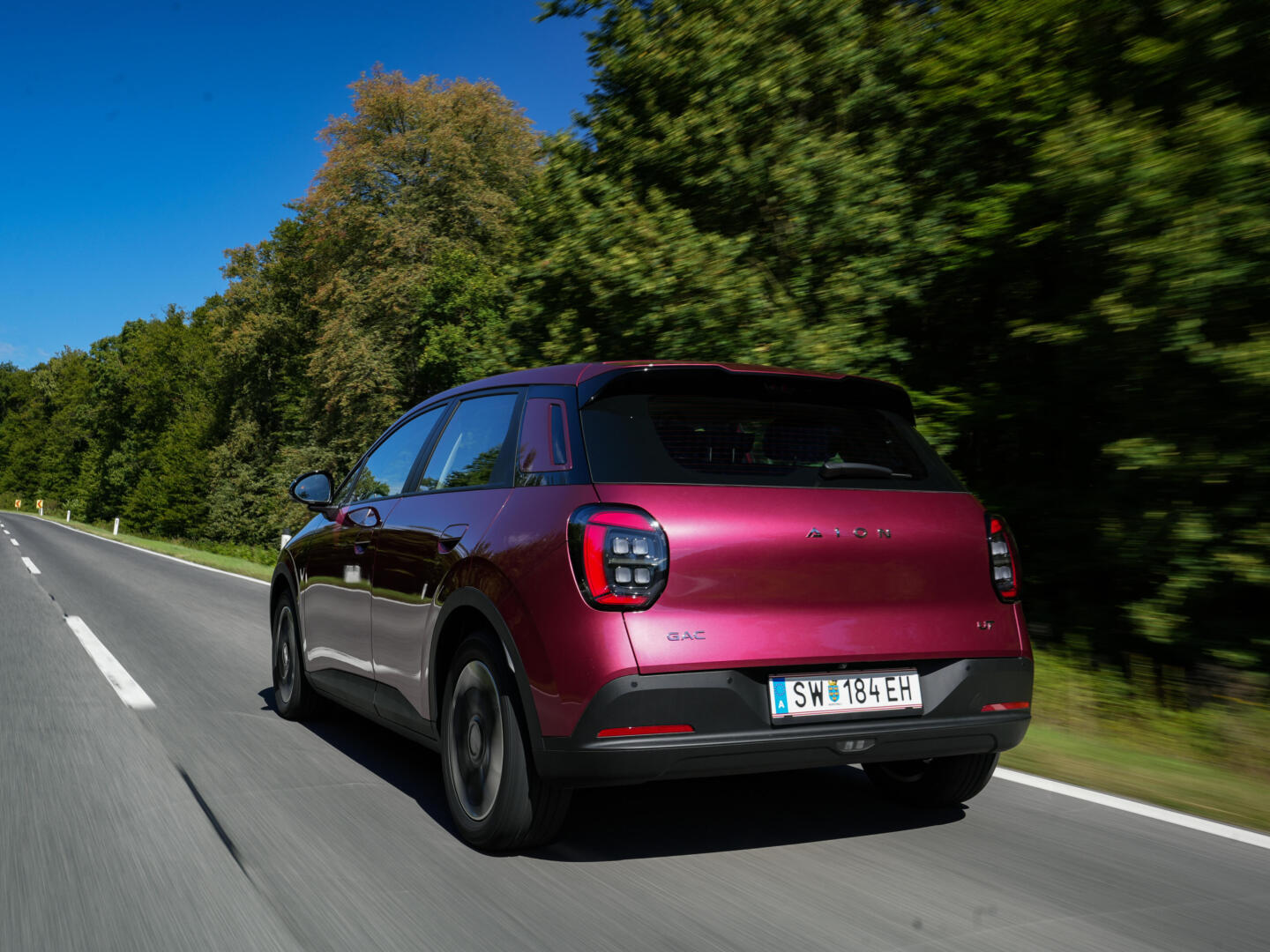 GAC AION UT premium luxury test drive review fahrbericht elektroauto china
