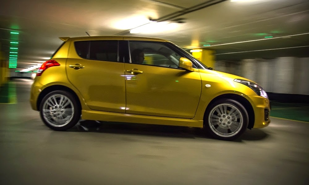 0042014SuzukiSwiftSport1.65doorTestDriveFC3BCnfTC3BCrer