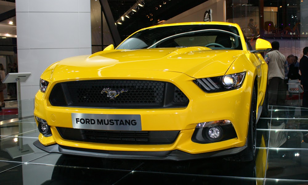 Ford mustang salon