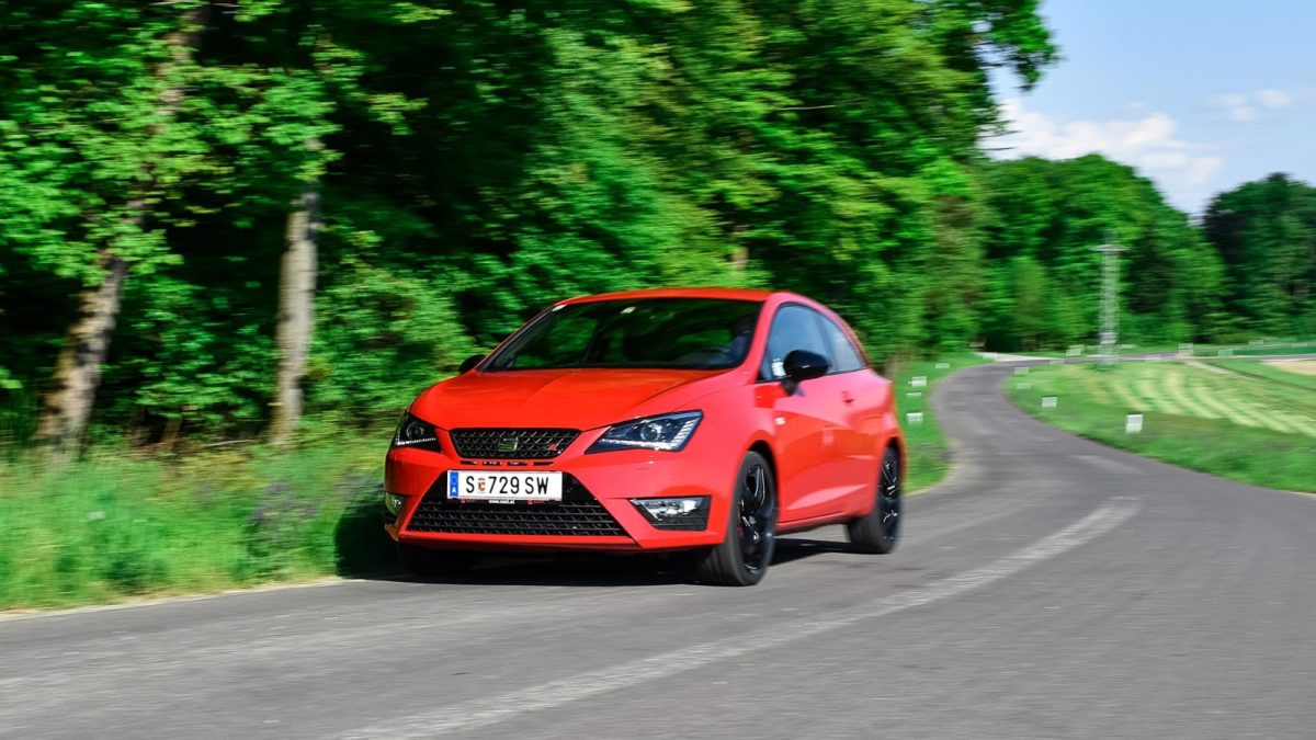 2016 SEAT Cupra test review red rot autofilou