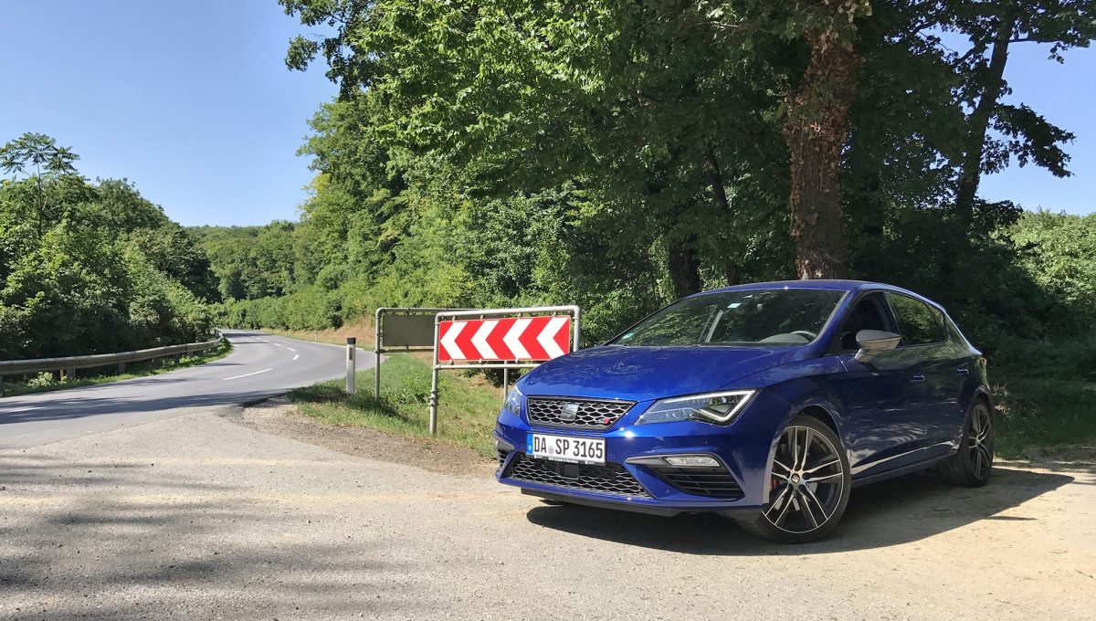 2017 2018 SEAT Leon Cupra 300 Ibiza Ateca FR test drive review fahrbericht