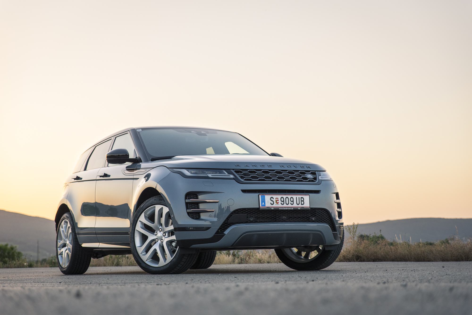 Land rover evoque 2019