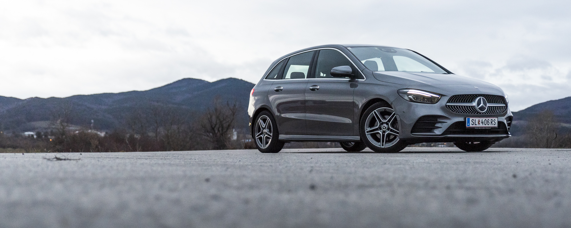 Der 2020 Mercedes-Benz B 200 Im Test! - Autofilou